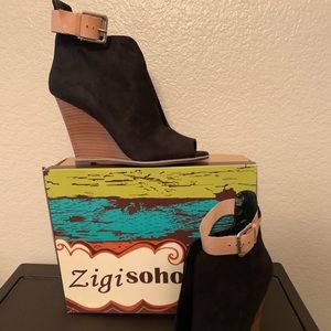 Open toe wedge boot with ankle straps